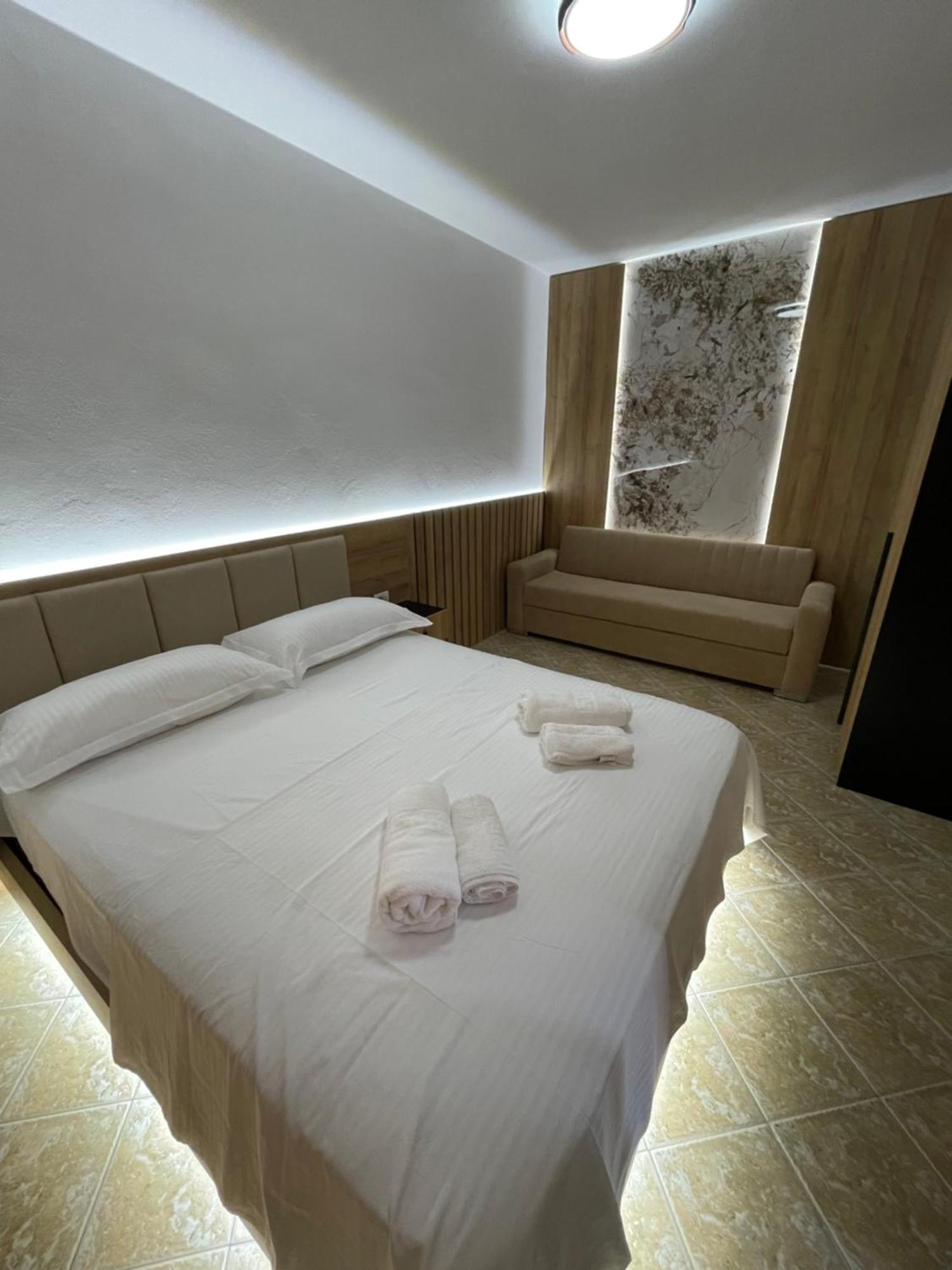 Hotel Riti Shiroka Екстер'єр фото